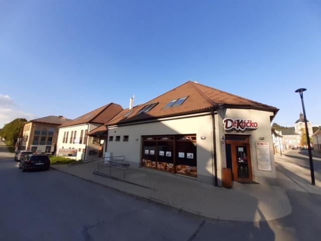 Apartman Kamenice Kamenice nad Lipou Exterior photo